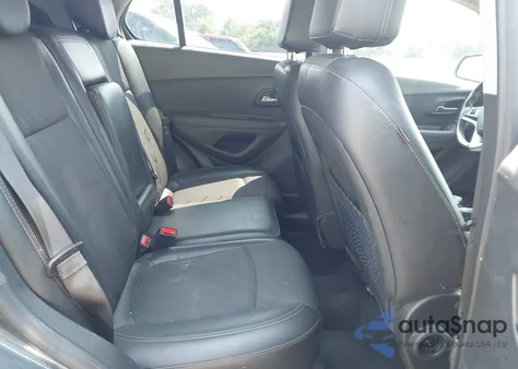 2019 Chevrolet Trax 1Lt из США, поврежденный, VIN 3GNCJLSB3KL328648